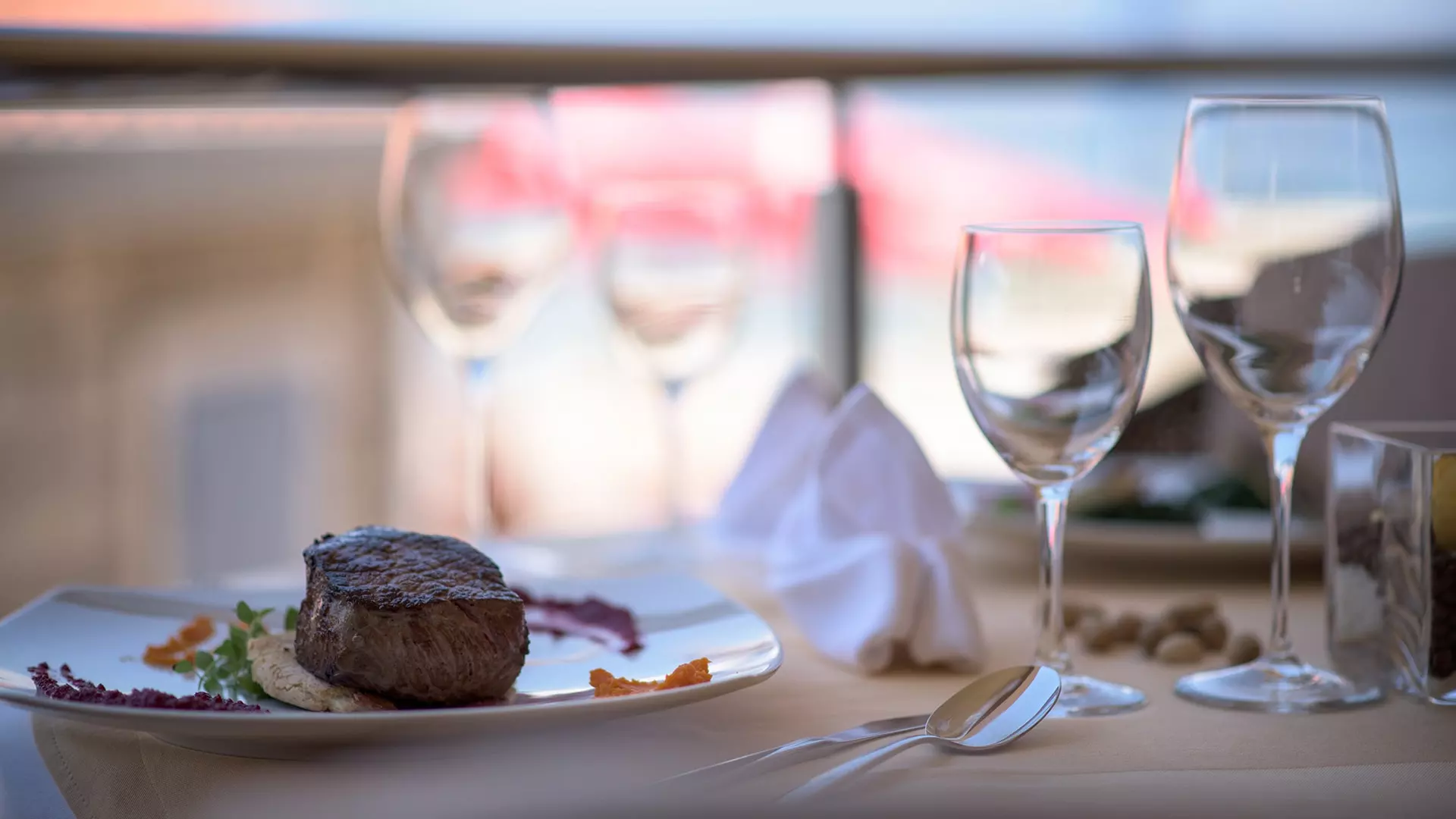 7-Pocastite-nepce-u-velikom-stilu-Kamp-Kovacine-Cres